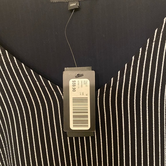 RW&CO Size M Dress. New with tags. - Picture 2 of 3